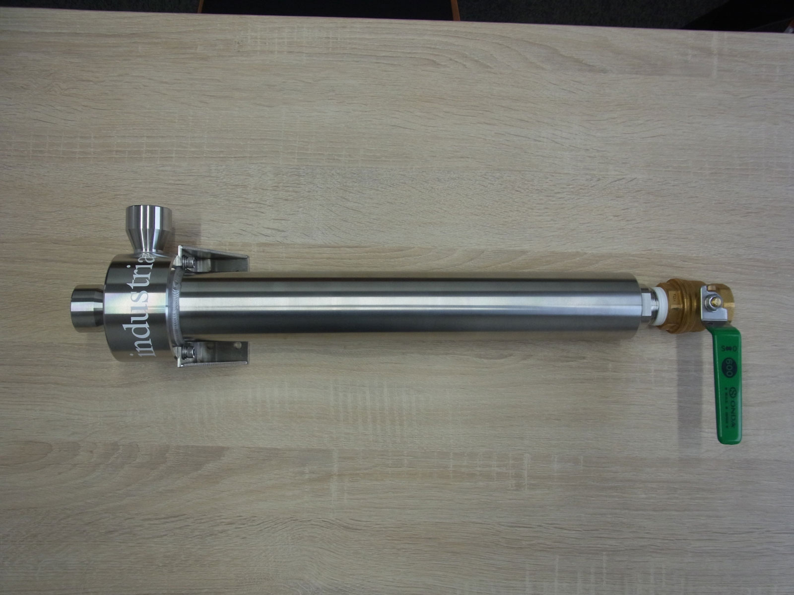 	株式会社ｉｎｄｕｓｔｒｉａ	